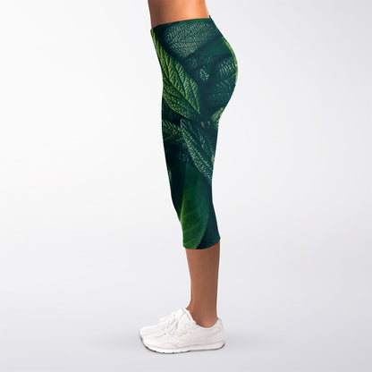 Green Leaves Print Women's Capri Leggings