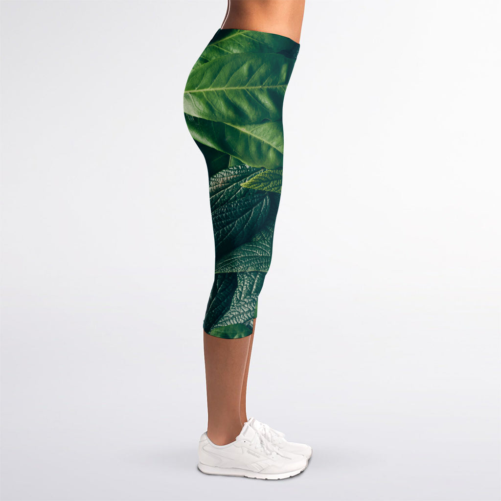 Green Leaves Print Women's Capri Leggings
