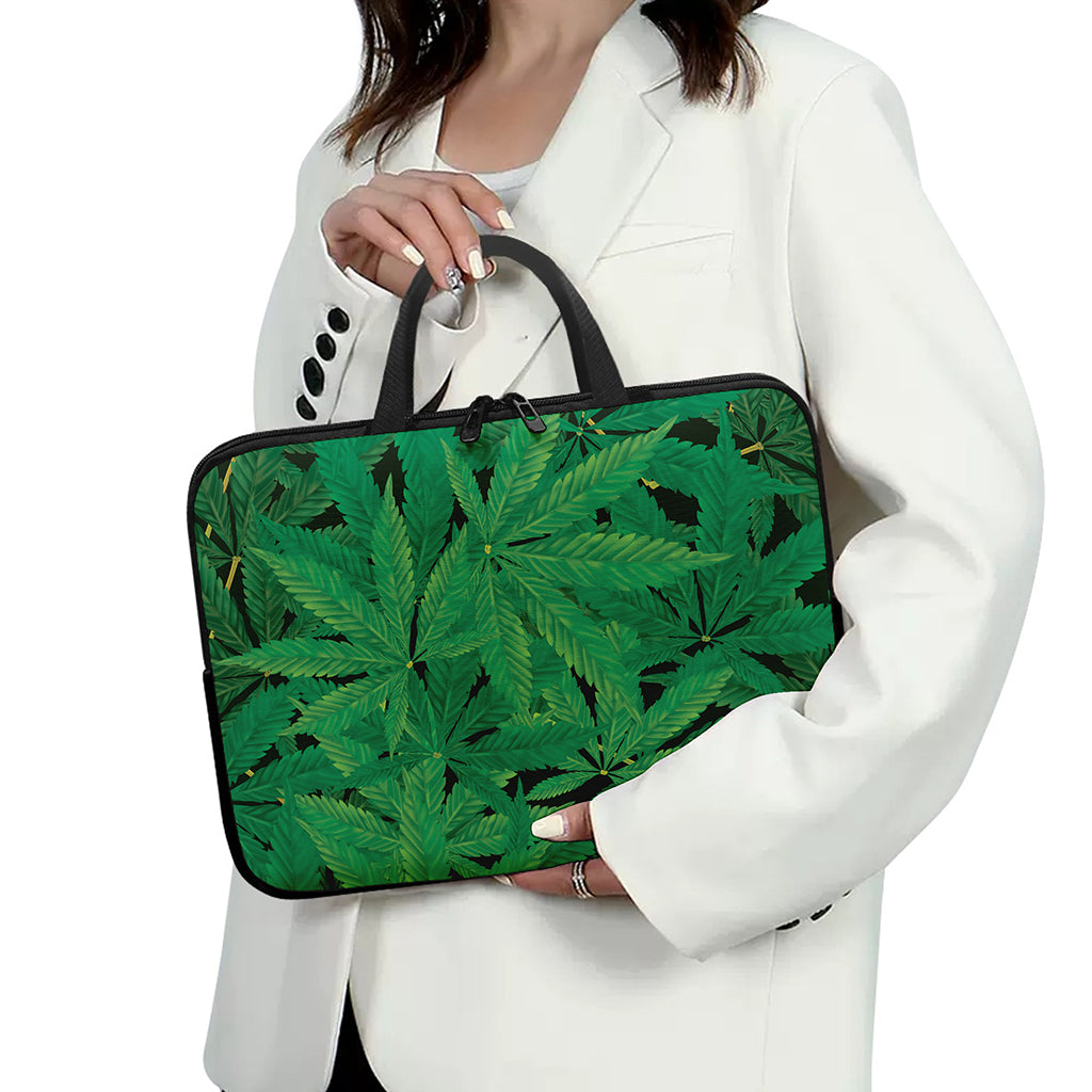 Green Marijuana Leaf Print Laptop Sleeve With Handle