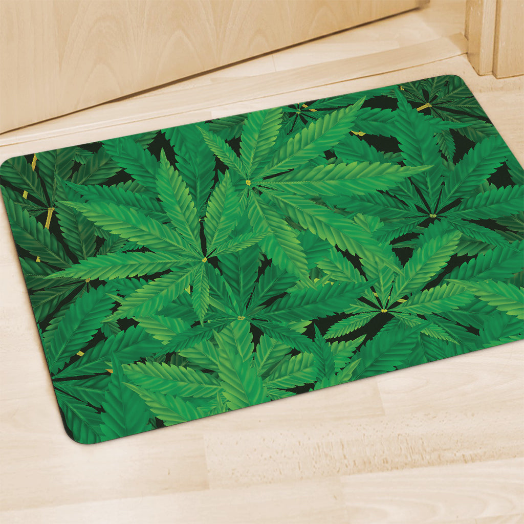 Green Marijuana Leaf Print Polyester Doormat