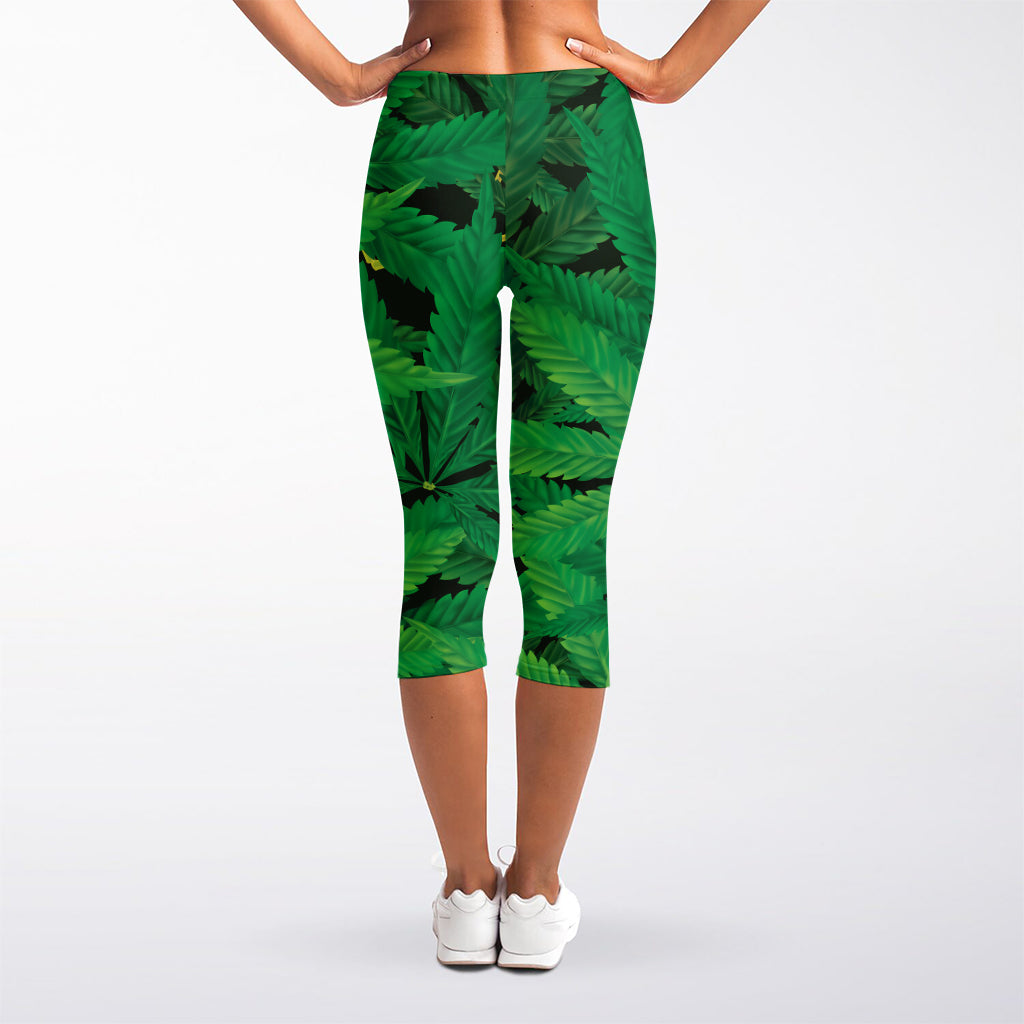 Green Marijuana Leaf Print Women's Capri Leggings