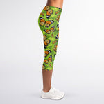 Green Monarch Butterfly Pattern Print Women's Capri Leggings