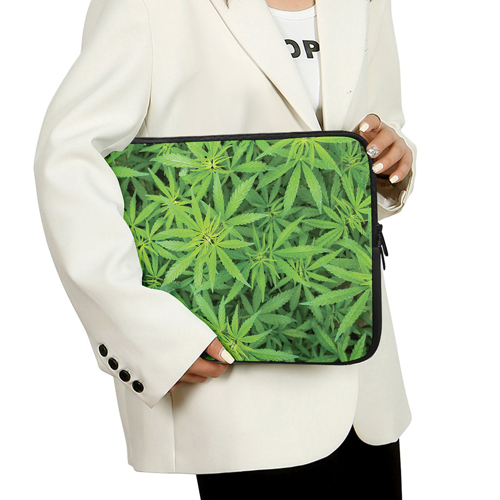 Green Pot Leaf Print Laptop Sleeve