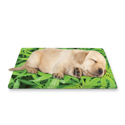 Green Pot Leaf Print Pet Cooling Mat Cover