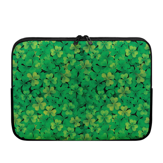 Green Shamrock Leaf Pattern Print Laptop Sleeve