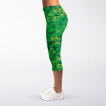 Green Shamrock Leaf Pattern Print Women's Capri Leggings
