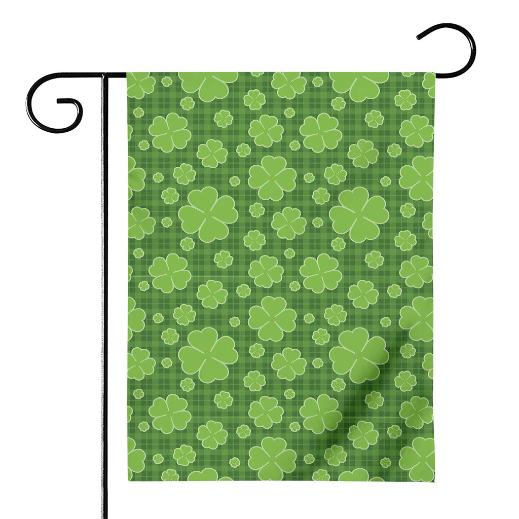 Green Shamrock Plaid Pattern Print House Flag