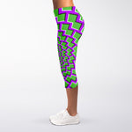 Green Shapes Moving Optical Illusion Women's Capri Leggings