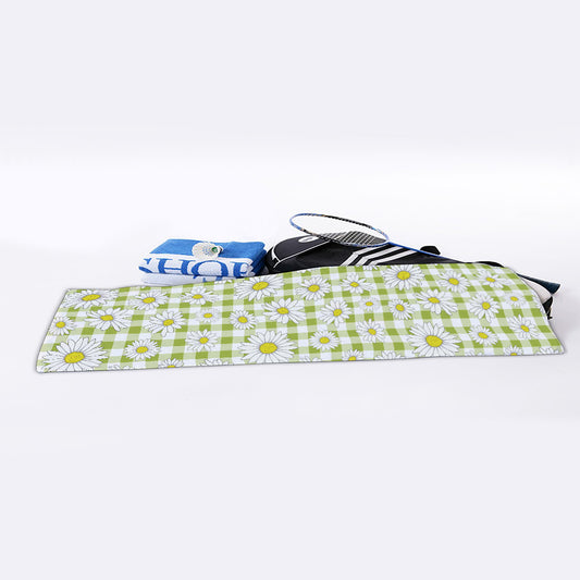 Green Tartan Daisy Pattern Print Sports Towel