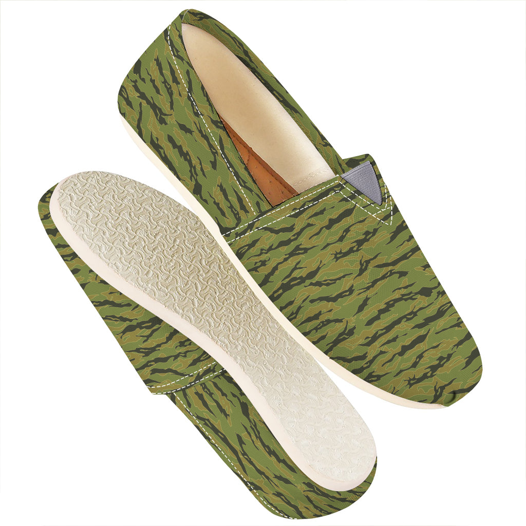 Green Tiger Stripe Camo Pattern Print Casual Shoes