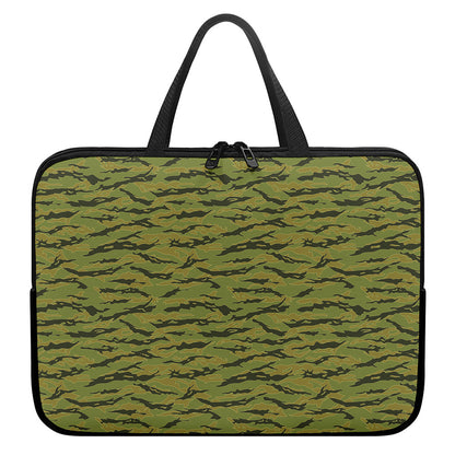Green Tiger Stripe Camo Pattern Print Laptop Sleeve With Handle