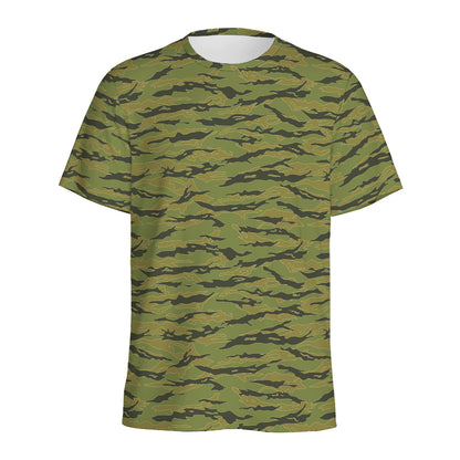 Green Tiger Stripe Camo Pattern Print Men's Sports T-Shirt