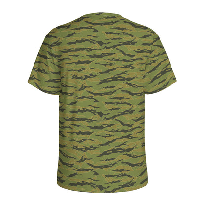 Green Tiger Stripe Camo Pattern Print Men's Sports T-Shirt