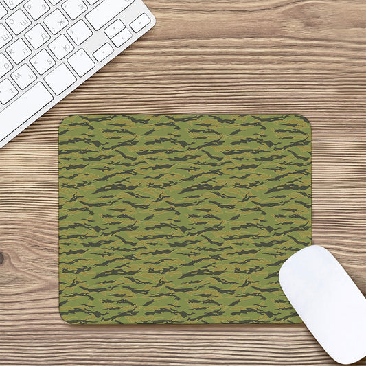 Green Tiger Stripe Camo Pattern Print Mouse Pad
