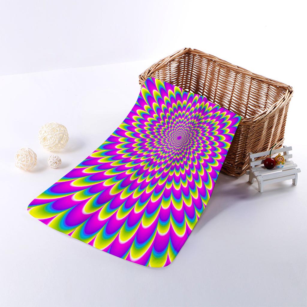 Green Wave Moving Optical Illusion Towel