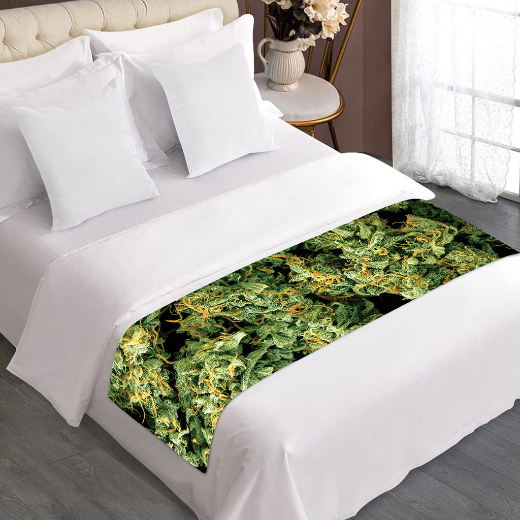 Green Weed Print Bed Runner