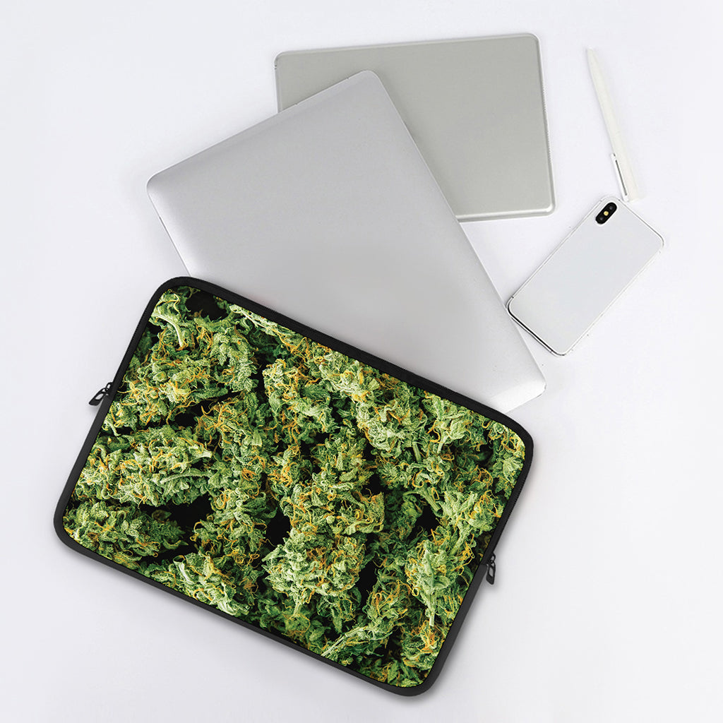 Green Weed Print Laptop Sleeve