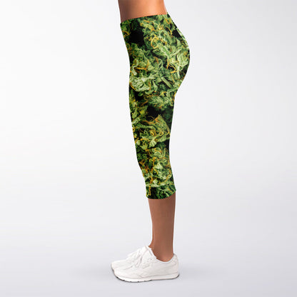 Green Weed Print Women's Capri Leggings
