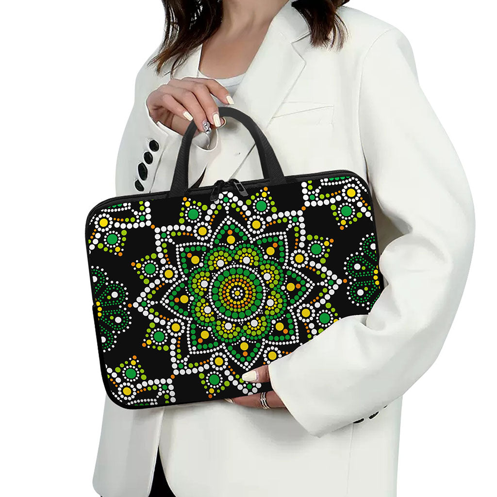 Green White Dot Mandala Print Laptop Sleeve With Handle