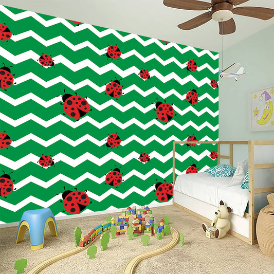 Green Zigzag Ladybird Pattern Print Wall Sticker