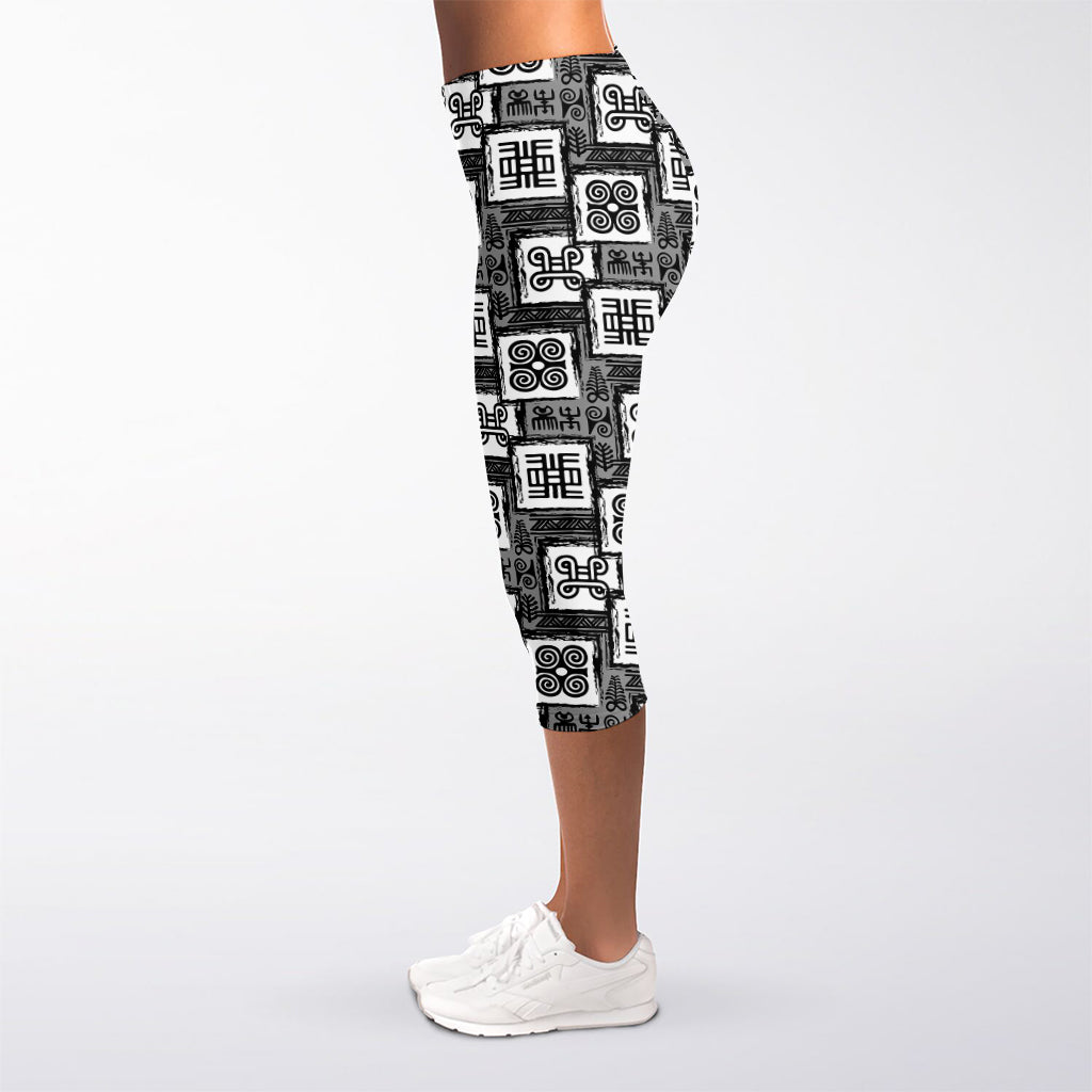 Grey African Adinkra Symbols Print Women's Capri Leggings