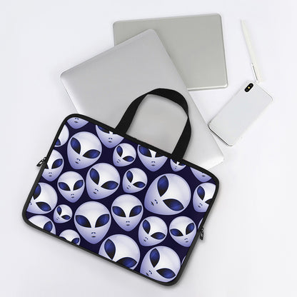 Grey Alien Face Pattern Print Laptop Sleeve With Handle