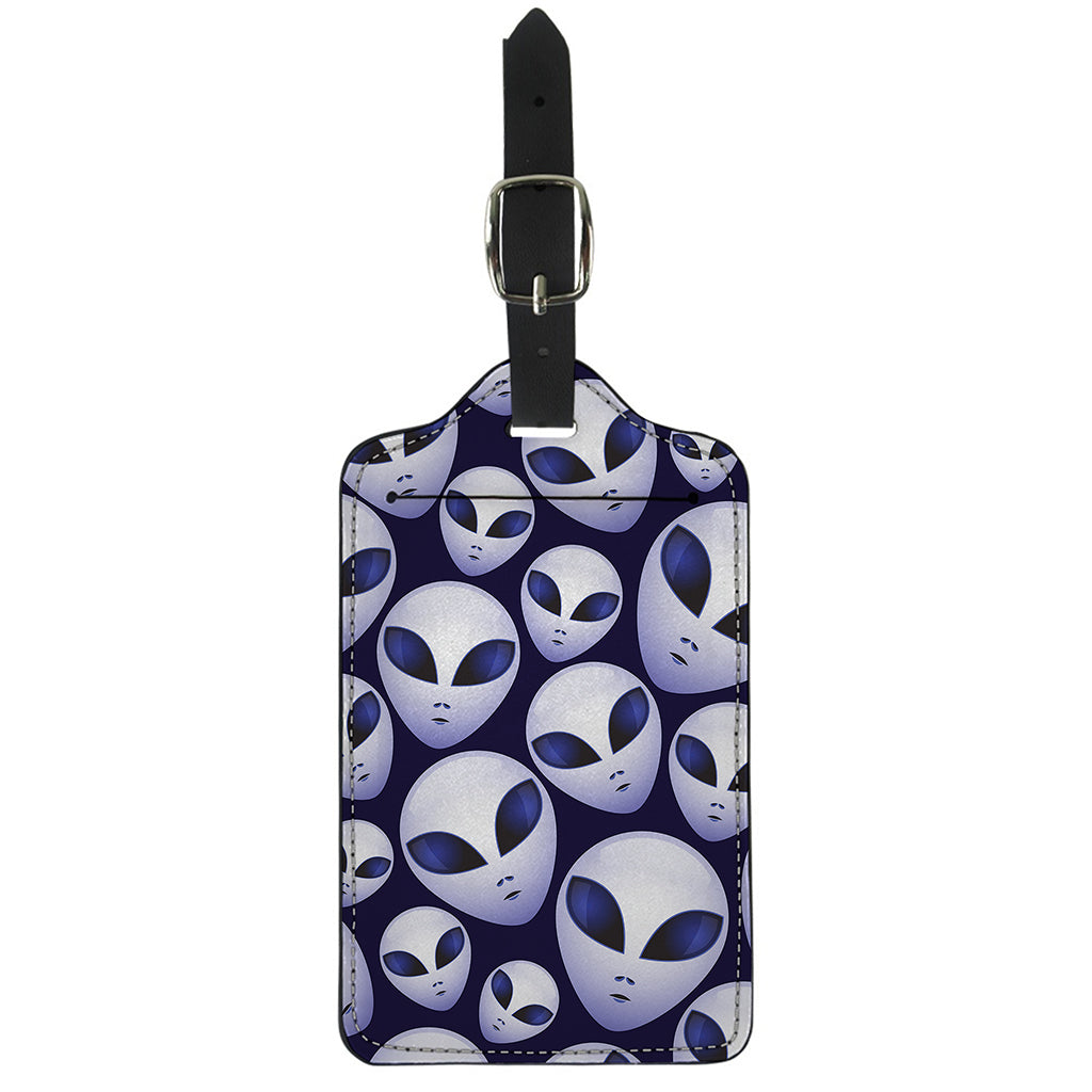 Grey Alien Face Pattern Print Luggage Tag