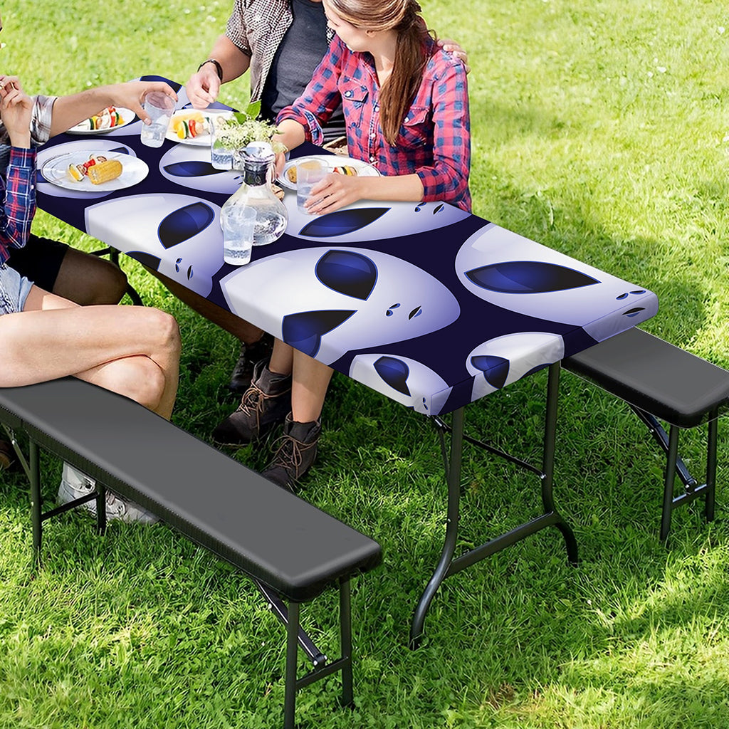 Grey Alien Face Pattern Print Picnic Table Cover