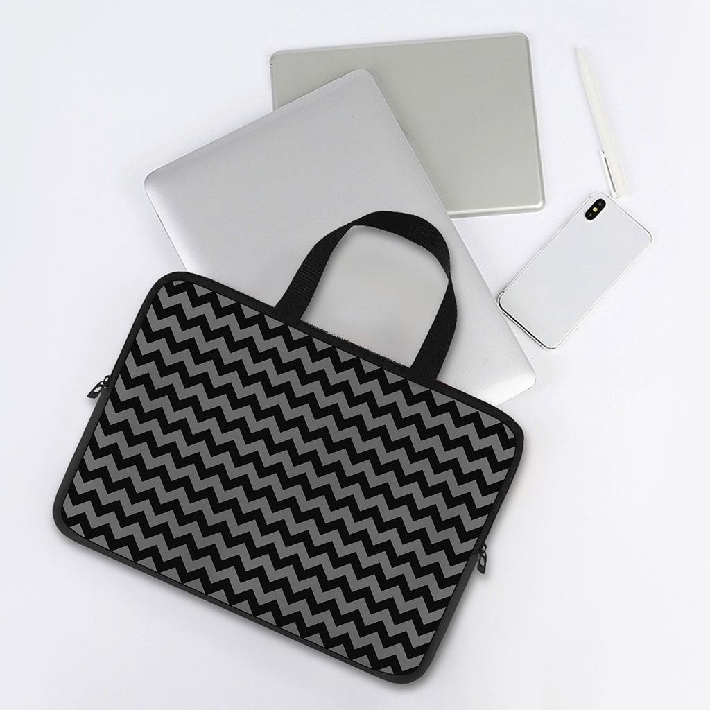 Grey And Black Chevron Pattern Print Laptop Sleeve With Handle