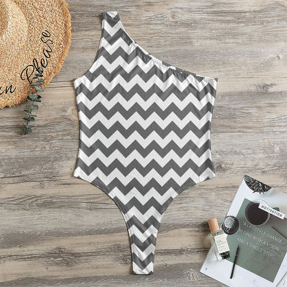Grey And White Chevron Pattern Print One Shoulder Bodysuit