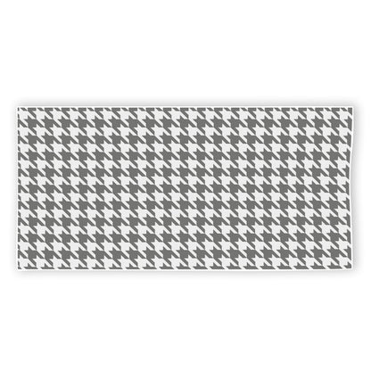 Grey And White Houndstooth Pattern Print Beach Towel