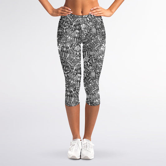 Grey And White Totem Pattern Print Women's Capri Leggings