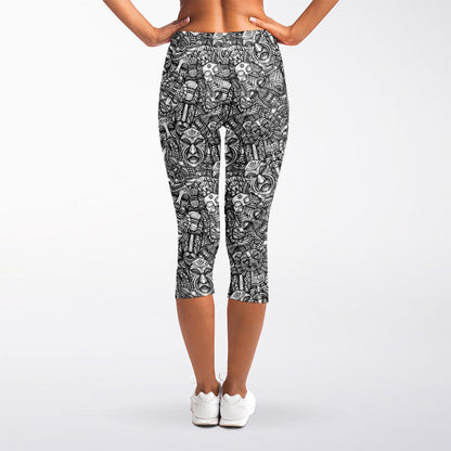 Grey And White Totem Pattern Print Women's Capri Leggings