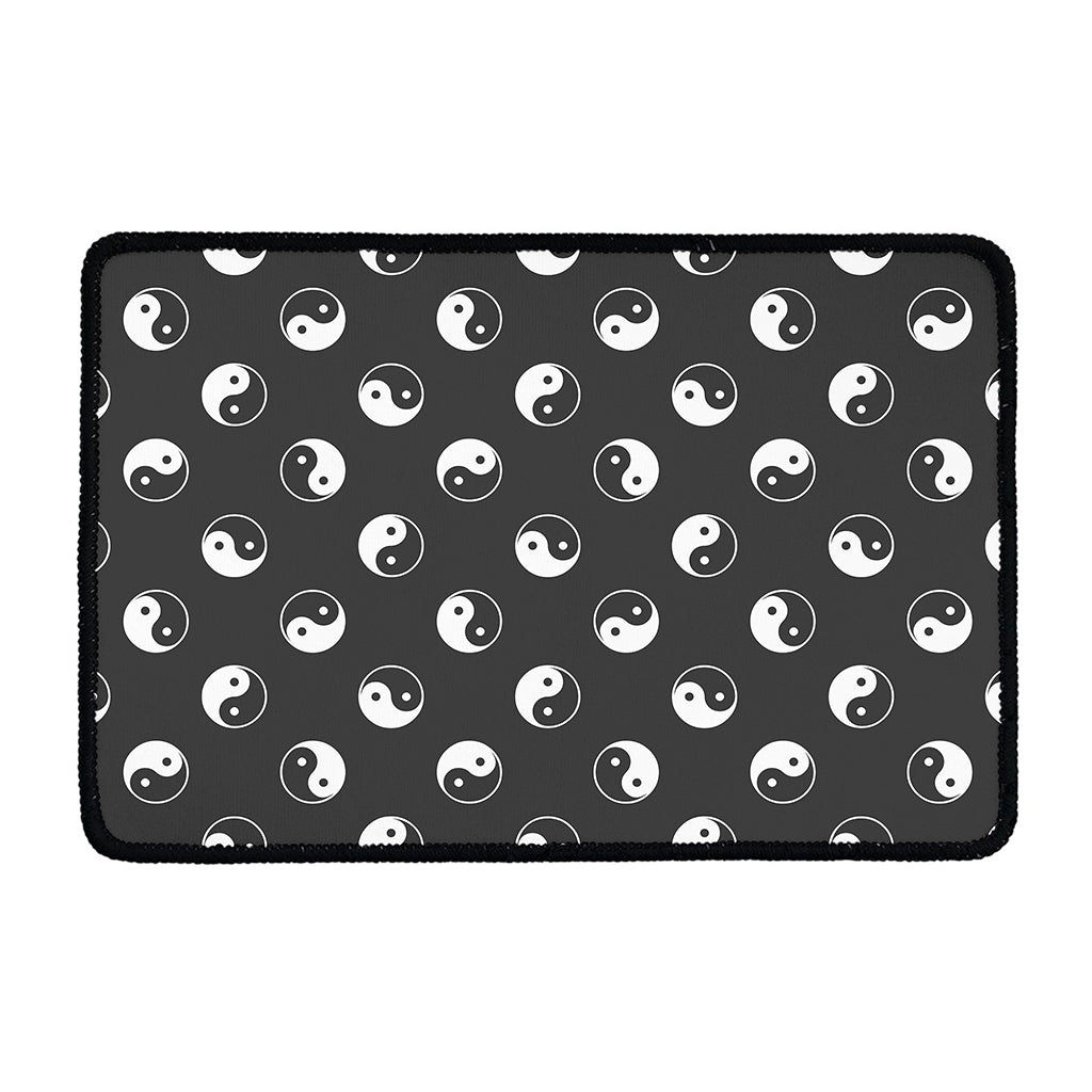 Grey And White Yin Yang Pattern Print Kitchen Mat