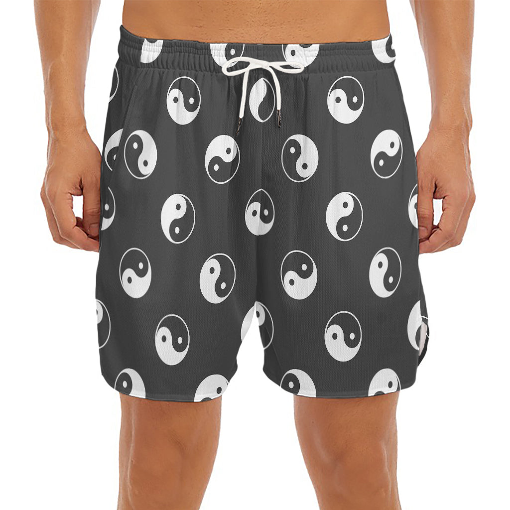 Grey And White Yin Yang Pattern Print Men's Split Running Shorts