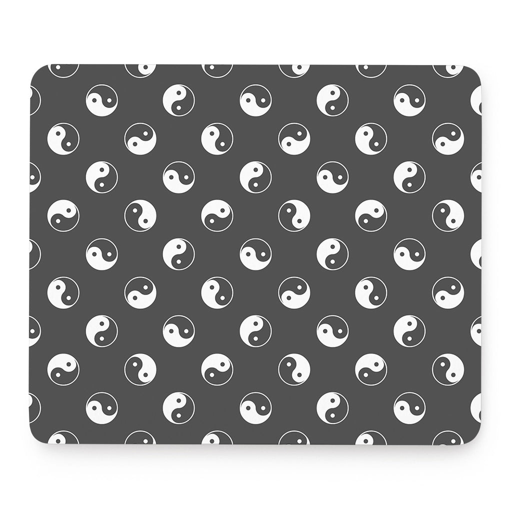Grey And White Yin Yang Pattern Print Mouse Pad