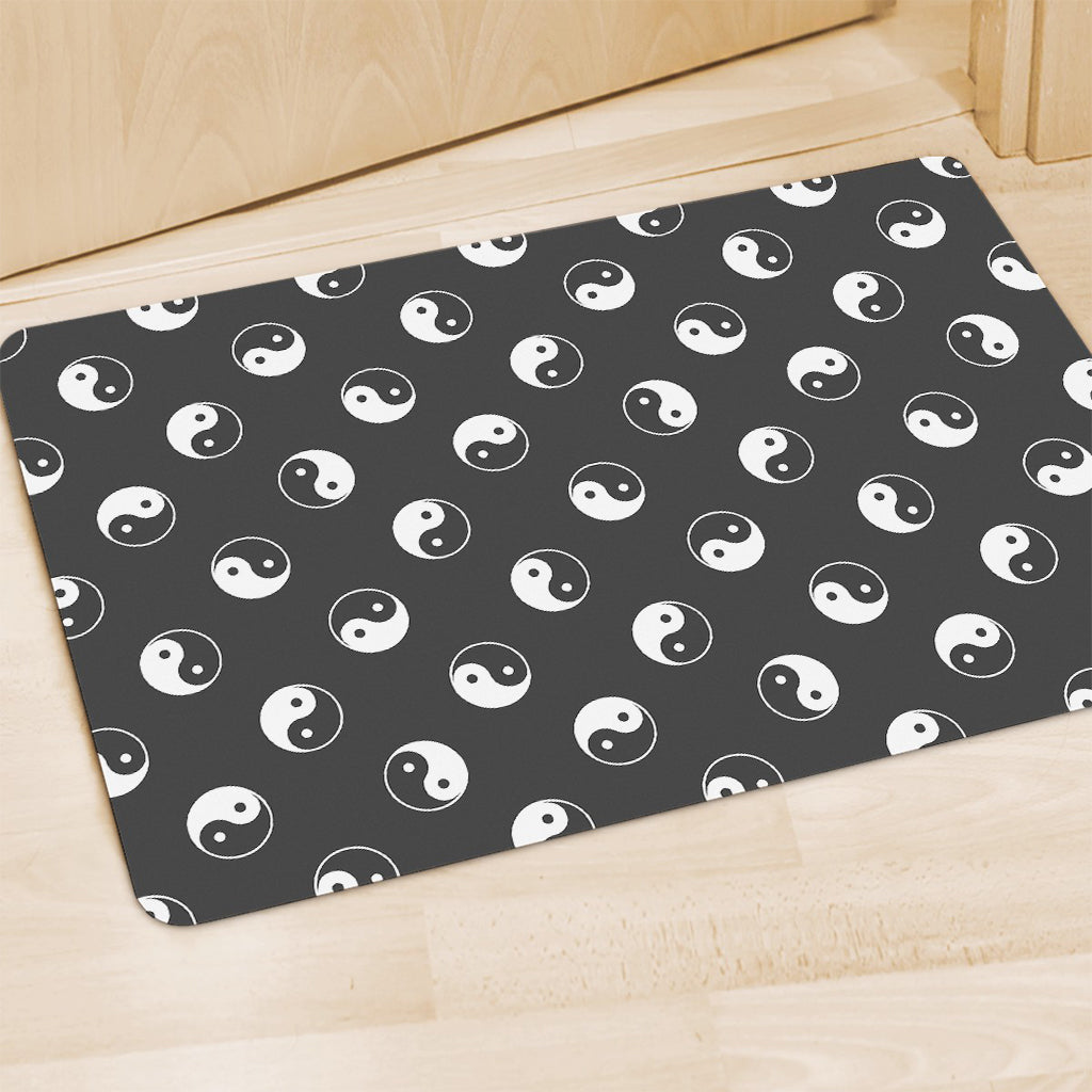 Grey And White Yin Yang Pattern Print Polyester Doormat