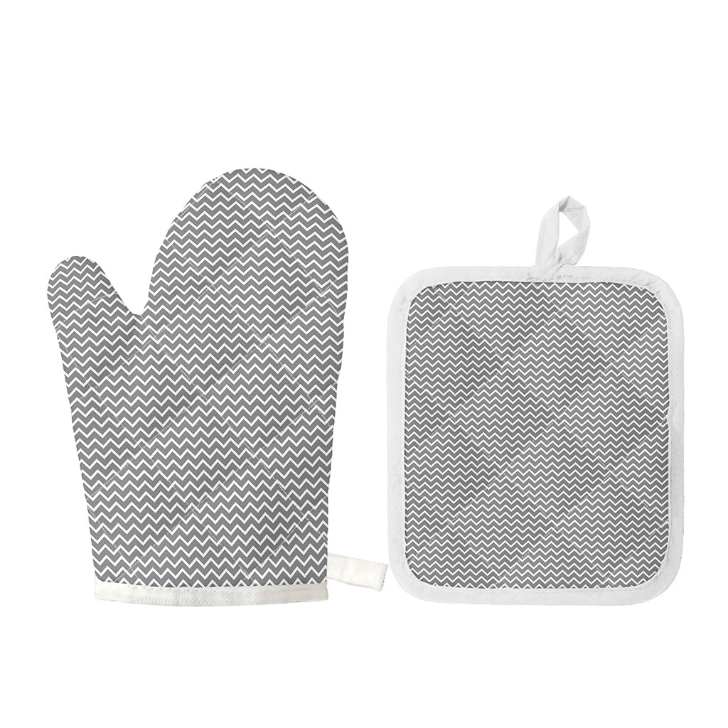 Grey And White Zigzag Pattern Print Oven Mitt And Pot Holder Set