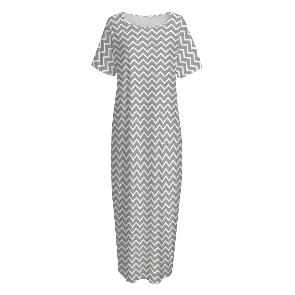 Grey And White Zigzag Pattern Print Short Sleeve Long Nightdress