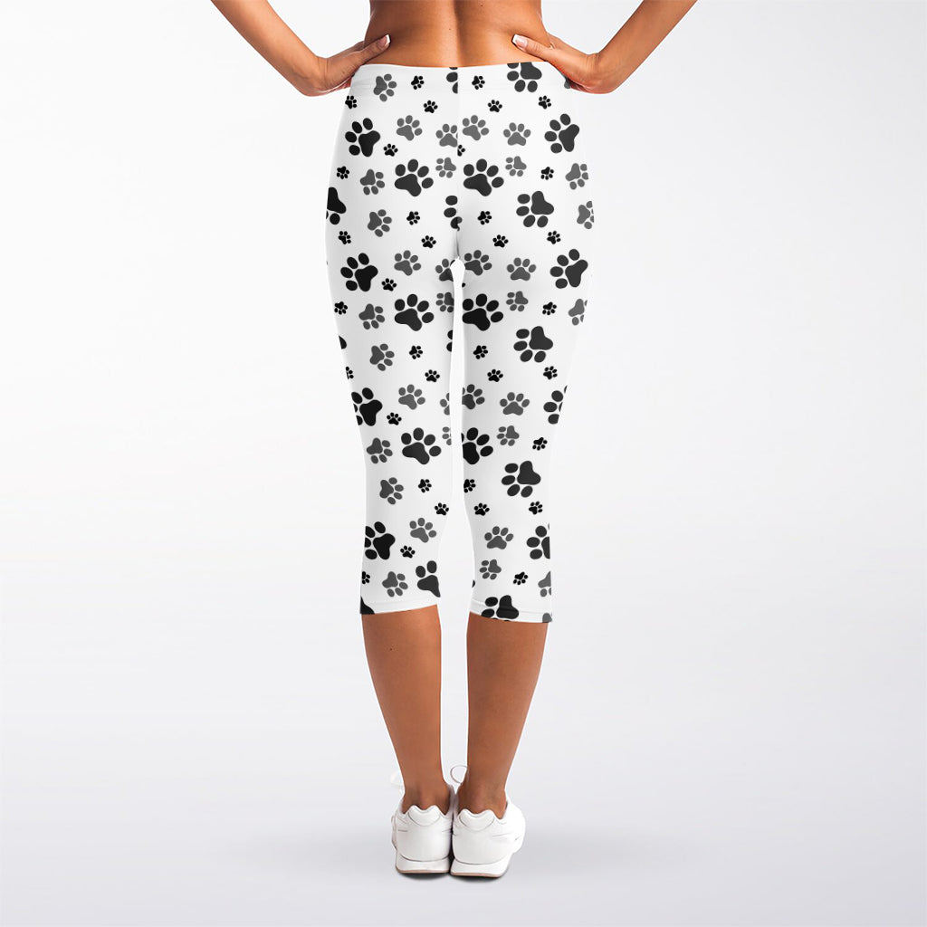 Grey Animal Paw Pattern Print Women's Capri Leggings