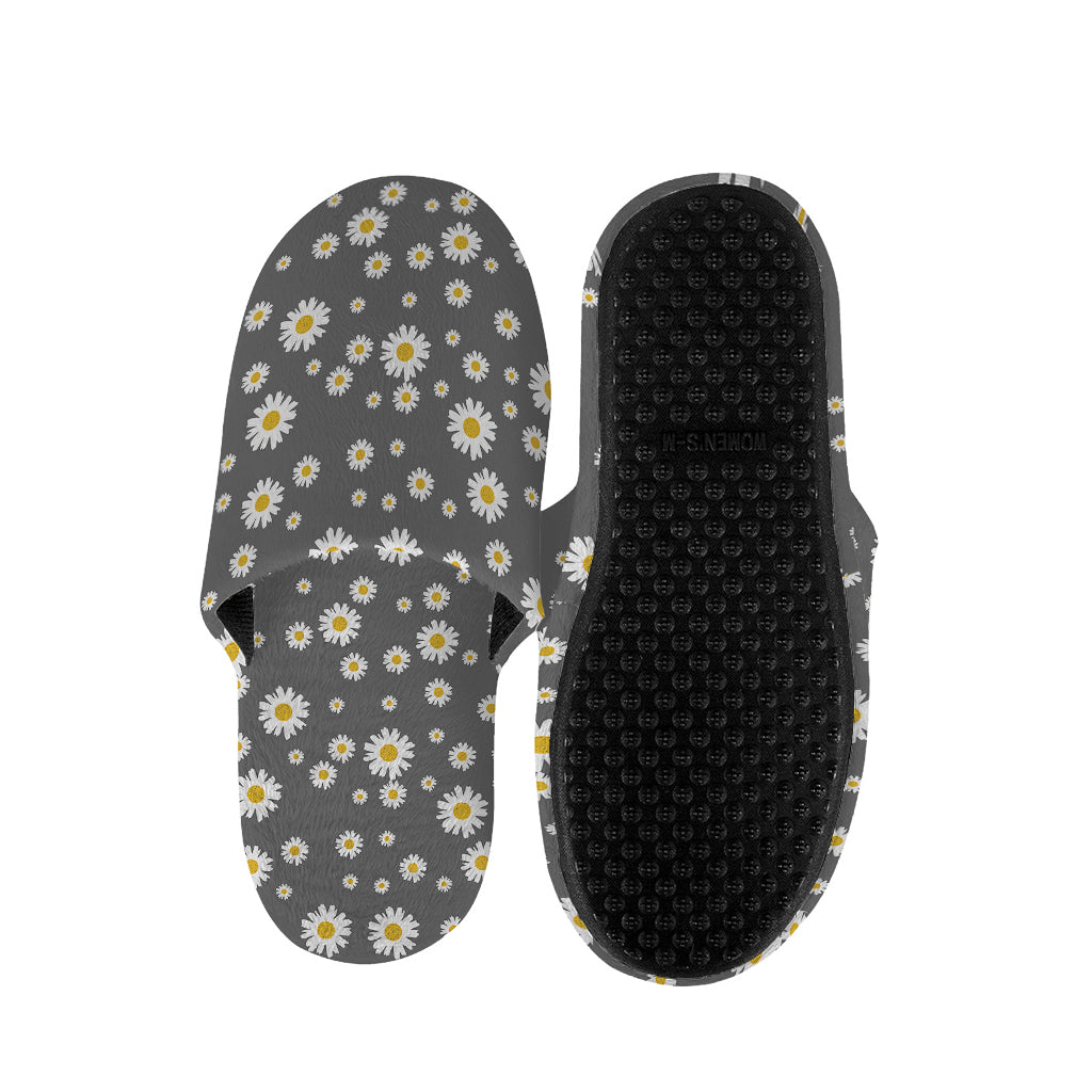 Grey Daisy Floral Pattern Print Slippers