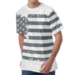 Grey Grunge American Flag Print Men's Velvet T-Shirt