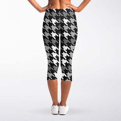 Grey Houndstooth Pattern Print Women's Capri Leggings