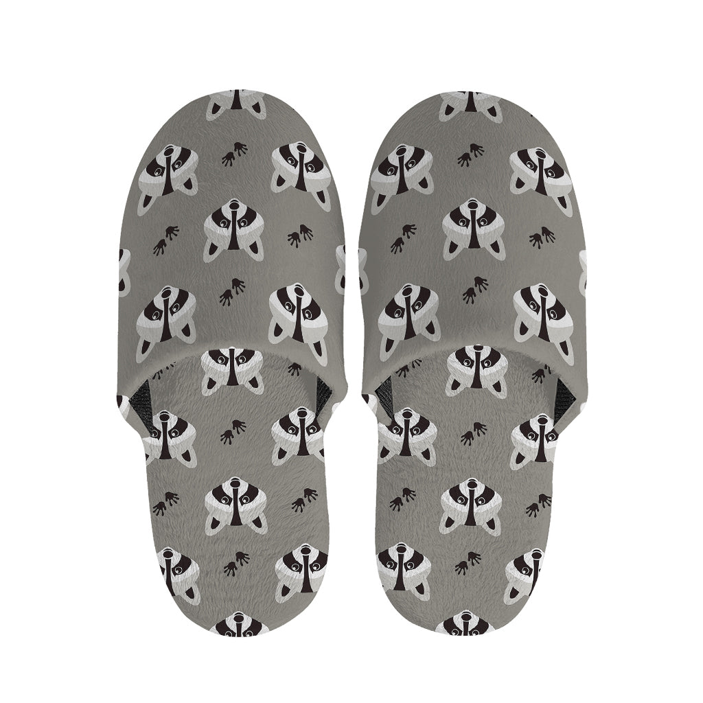 Grey Raccoon Pattern Print Slippers