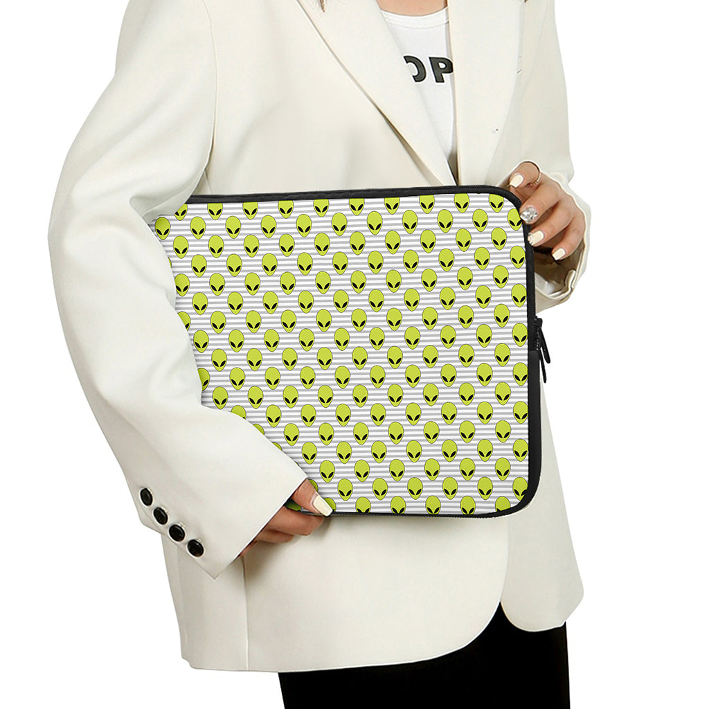 Grey Striped Alien Pattern Print Laptop Sleeve