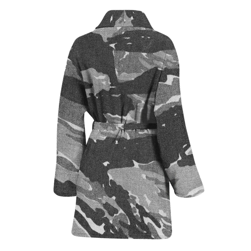 Grey Tiger Stripe Camouflage Print Women's Bathrobe