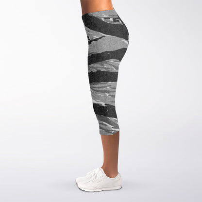 Grey Tiger Stripe Camouflage Print Women's Capri Leggings