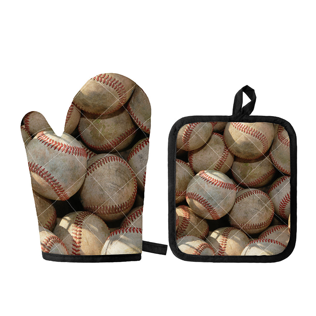 Grunge Baseballs Print Oven Mitt And Pot Holder Set