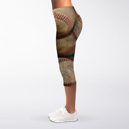 Grunge Baseballs Print Women's Capri Leggings