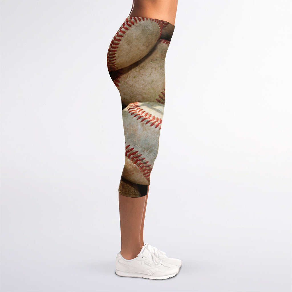 Grunge Baseballs Print Women's Capri Leggings